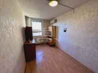 Budapest VIII. kerület Lakás (csúsztatott zsalu)