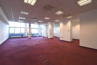 For rent office Székesfehérvár, 197m2