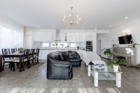 Nagytarcsa Családi ház