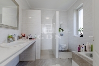 Nagytarcsa Családi ház